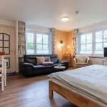 Apartamento Huus Avelia Eg *